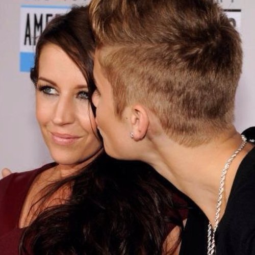 YuRiiThzSii's profile picture. I'm Belieber!