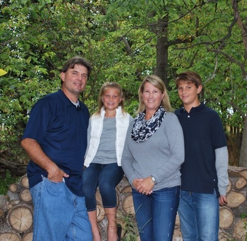 Aaron Glen Pieper
 Wife: Terri Pieper
 Children: Cameron and Skylar