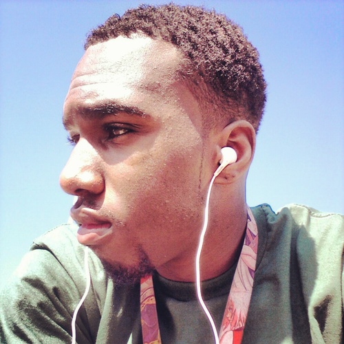 #TeamSingle #TeamDarkskin | follow me & ill follow back.