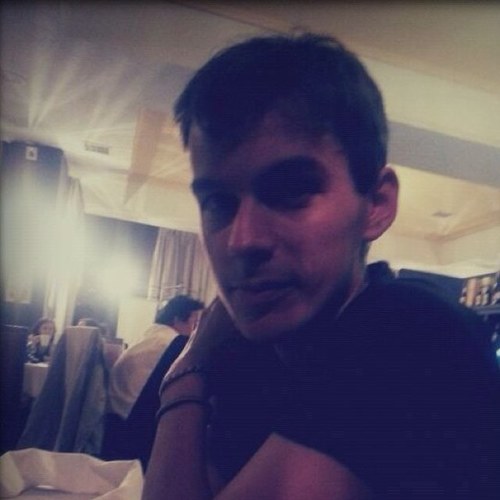 vcr1984's profile picture. 