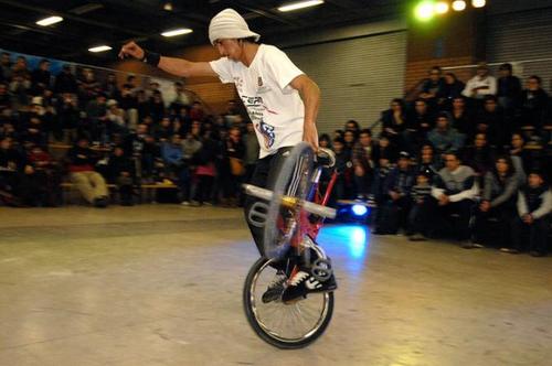 Deportista Bmx Freestyle Colombia 🇨🇴 (acrobacias con bicicleta en superficies planas), promotor del deporte con la bmx,eventos y exhibiciones.