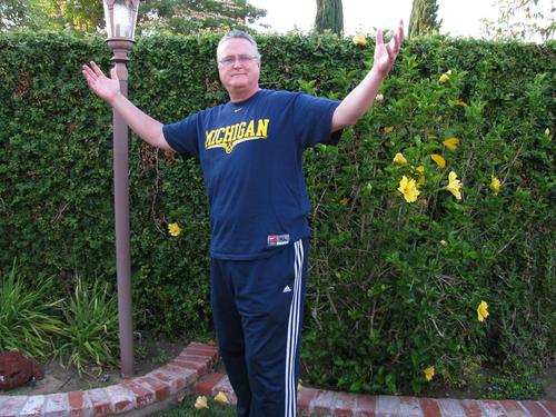 itsyourtimenow's profile picture. Interested meeting people looking for a way out of the koolaid drinking corporate world. Live your dreams doing the things that mean the most to you!