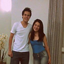 Gremista, 16 anos, Dono do twitter : @gremioimortal03 
-EU AMO MUITO MUITO VOCÊ ,MEU LINDO, PERFEITO x333 by: @leerechk