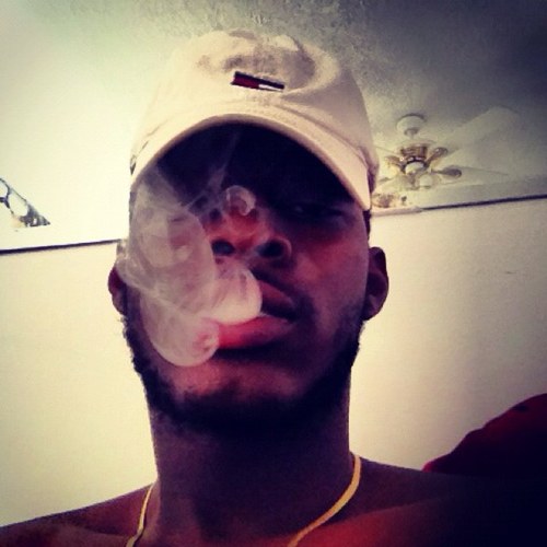 EVERYTHING IS LOUD!!! #WetGang #cloudKicKer...PAPERS by the forest tree ACRES of that THC yes I smoke and my homies too so pick a ☁☁☁ CLOUD and have a seat ☁☁☁