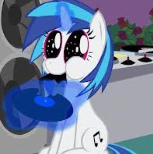 | Vinyl Scratch | total bad ass | RP | I'm not always NSFW, but when I am, I do it R34 style | follow my non RP account to learn about my life @keyatheakita |