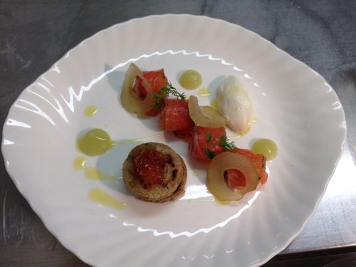 Beautiful French restaurant in Edinburgh's West End.  Chef Damien Rolain and his team create fresh, seasonal, fantastic food, with perfect ambience to match