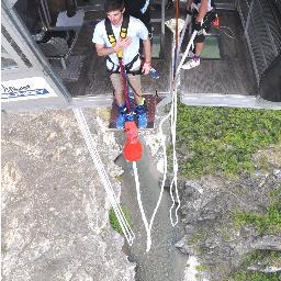 gmmullen's profile picture. I can't do cartwheels.