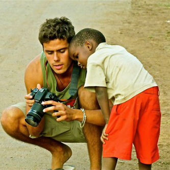 وبحبّ الناس الرأيئه اللي بترعص فولو على طول (˘˘̯)♥♥