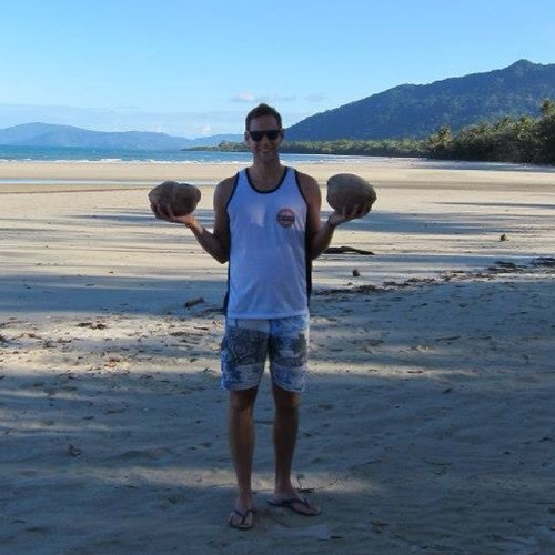 Cheltenham born now living in Sydney. Sporting nut, cricket and skiing mad. Lover of the great outdoors. Cider and cheese connoisseur.