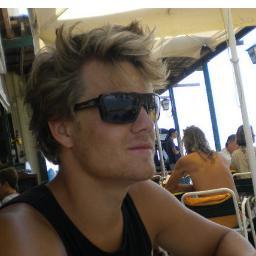 windsurf & bbal enthousiast 
http://t.co/tLkzvFiB38