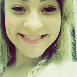 eu sou linda, tenho um corpão e tenho uma cara de nenêm ;9 :3 e não foi a @beeatrizdemello que escreveu aqui! ;)