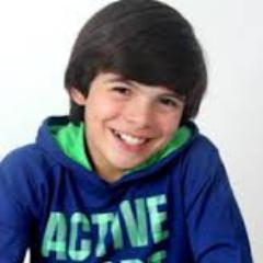 Oi, Sou o Daniel Zapata, tenho 8 anos, estudo na #EscolaMundial no 3º ano e sou o aluno mais  dedicado da turma....