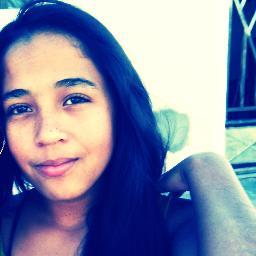 Tenho 15 anos,Sou Baiana, Romantica ,Sõu Chata Até D+ #MaaisSeguiiAii ; Sigoo De Voltáá ზ ֆֆ ↘ĒNQUΛNTΘ NΛ VIDA ĒU SUBΘ VΘCĒ NΘ RĒCALQUE DĒSCĒ ♫ ♔