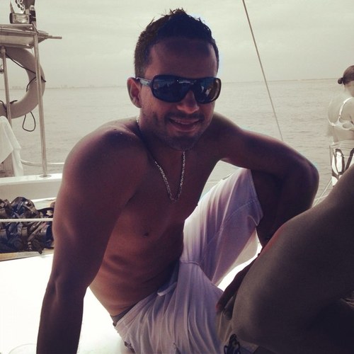 Jermayn84's profile picture. Pasajero del avion de la vida y disfrutando al maximo cada destino q dios m permite recorrer