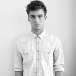 atomkrig's profile picture. All around rasshøl.