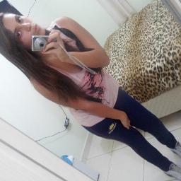 Gosta de mim, mas goste pelo o que eu soU por dentro e nao por fora.