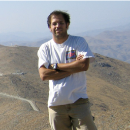 Astronomer, Python Developer, Data Analyst, Teacher and Father, Chileno.