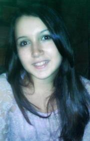 Fofa , Meiga , sensivel , muito sentimental e muito vingativa e q nao aceita desaforos ... Essa sou eu. *-*