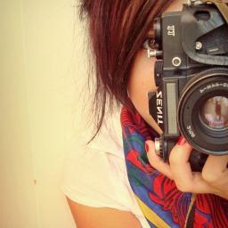 foroozan_bist's profile picture. 