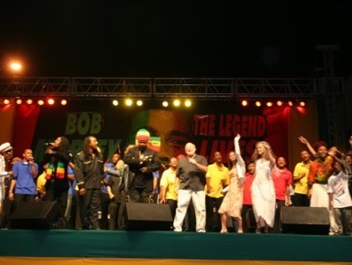 RARoskind's profile picture. One Love Author & Event Organizer