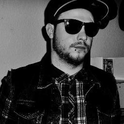 I play GUITAR  for TO THE RATS AND WOLVES// Follow My Band @RatsNWolvesOff // Debut EP Young.Used.Wasted. Coming soon// @RAIDERS // #RaiderNation // ttraw#