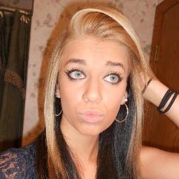 Follow mee-might follow u back:) ull just have to take a chance:)