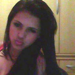 qe se critica é poorq eu incomodooo e poorq pensa mt hem mim hehe' ! Eu naci pra ser feliz e não Perfeita (8' HAHA'
