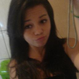 quase todo dia penso em vc.quase é porqe qando estou com vc n penso em mais nada