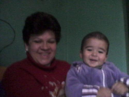 Sou mãe de Pedro Henrique e Lizandra Ferreira @liferrs2 gosto de dançar adoro musica sertaneja,sou separa e viuva,tenho uma loja
