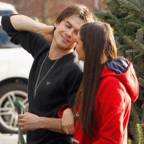 Palavras não são o suficiente pra descrever meu amor por vocês! @ninadobrev @iansomerhalder @paulwesley . Vampire Maniac!
