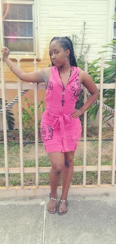 fcks wit ah few