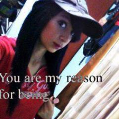Soy buena Onda..Amo la Musica..Estar Con mis Amigos..ETtc.....