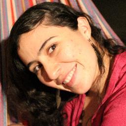 Colombiana de corazón...me aterra la idea de sobrevivir y confió en la construcción constantes de los sueños!!!