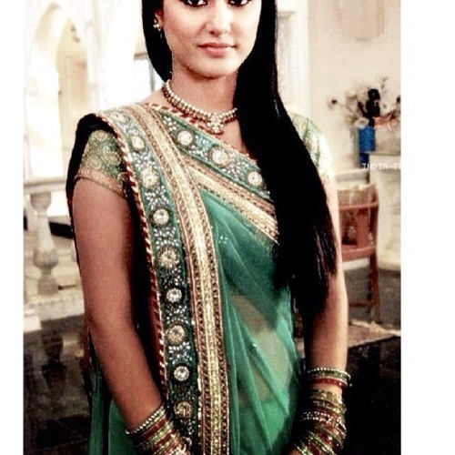 Brampton Wale Rani 
I make roti really round
I need a rishta look me up on http://t.co/3KJhC2OA