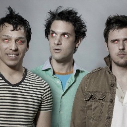 contramano's profile picture. D.I.Y. is the new Just Do It - 
http://t.co/Hx03Vk18
http://t.co/pT6vTJy7