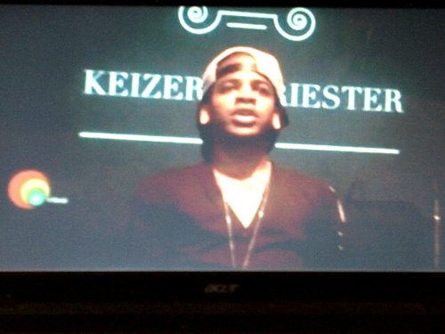 Paazhaas4's profile picture. Vader van 2 sportmanen en muziekgeken.En ik tja ik heb het zelf gedaan toch.Keizersnee.