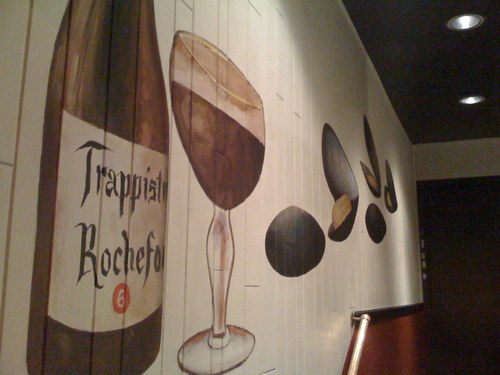 powershour's profile picture. I like beer, good beer and can always find some good in bad beer. Lover of natural wine & the fermented beverage. Co Owner @trophybrewing & @stateofbeernc