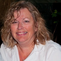 Award Winning Kitchen Designer, Interior Decorator, Chair of Awards for DDA, Mom, Wife, Friend