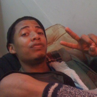 Mtralla's profile picture. 