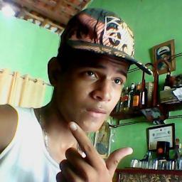 Perfil OFICIAL do Mc Tornado. A música está em volta da gente, você só precisa ouvir!