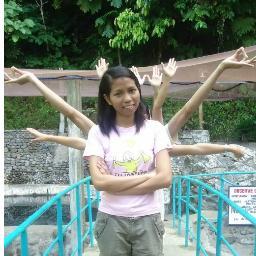 lenibanaria's profile picture. 