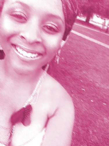 #TeamTwist #TeamLightskin #TeamFollowback #GramFam16
Cali Girl Residing In The DirtyDirtyy.  Short, Sweet, Simple, And Real iKeep It. Follow Me? (: