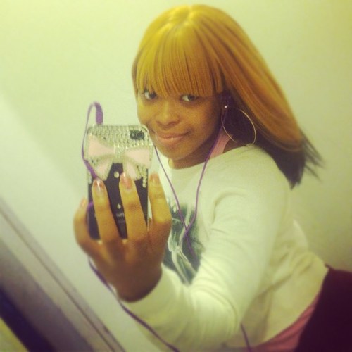 perfect ' lyfe❤ #currently loved # one way to go and that's ⬆⬆ follow me and ill follow bakk '