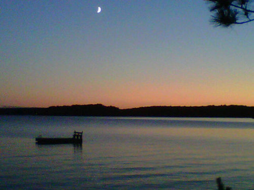 Latsolaughs's profile picture. 