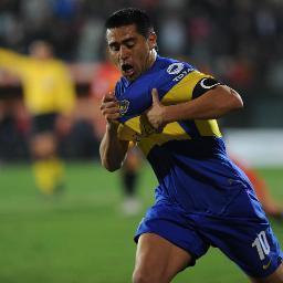 Hola soy Julian pero me dicen Juli. Bueno, mi equipo de futbol es Boca♥ me encanta jugar al futbol y otras cosas.