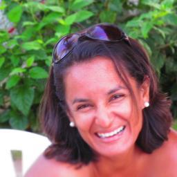Pedagoga. Mestranda em Educação. Apaixonada Pela Vida e Pelo Que Faz. Acredita no Homem e Na Sua CAPACIDADE de Mudança.