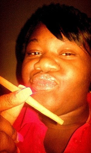 ctfu...haahaahaa ; smokingg && making MyOWN ($$$$] !!!!!!