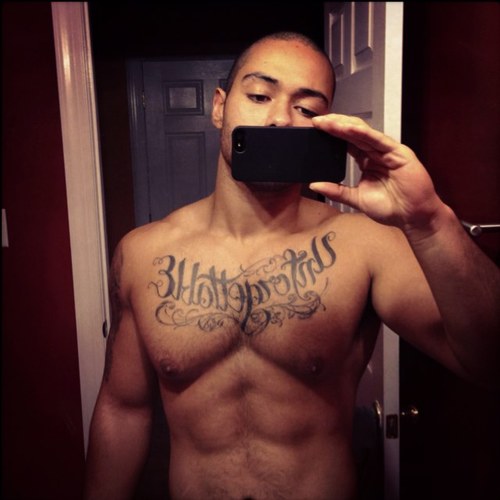 Kik: tjcronin23
IG: tjcronin23
Vine: tjcronin23