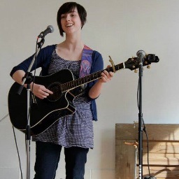 Fan page for the talented Emma Phillips. She is probably one of the most inspiring human beings on this planet.