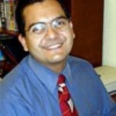 Comparto el poco conocimiento que puedo reunir a la comunidad latina.